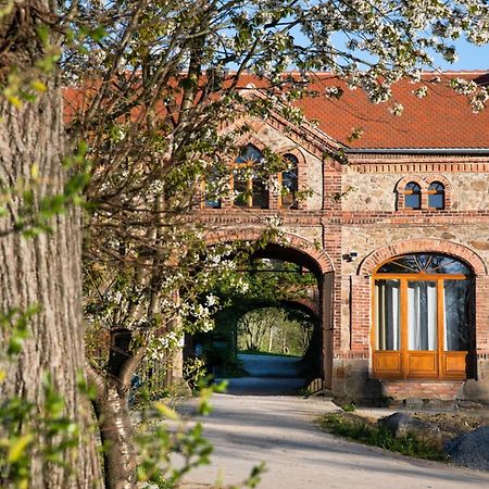 Historisches Rittergut Hexenburgbeidresden Nahe Sachsische Schweiz, Dresden - Mit Badeteich Appartement Großharthau Buitenkant foto