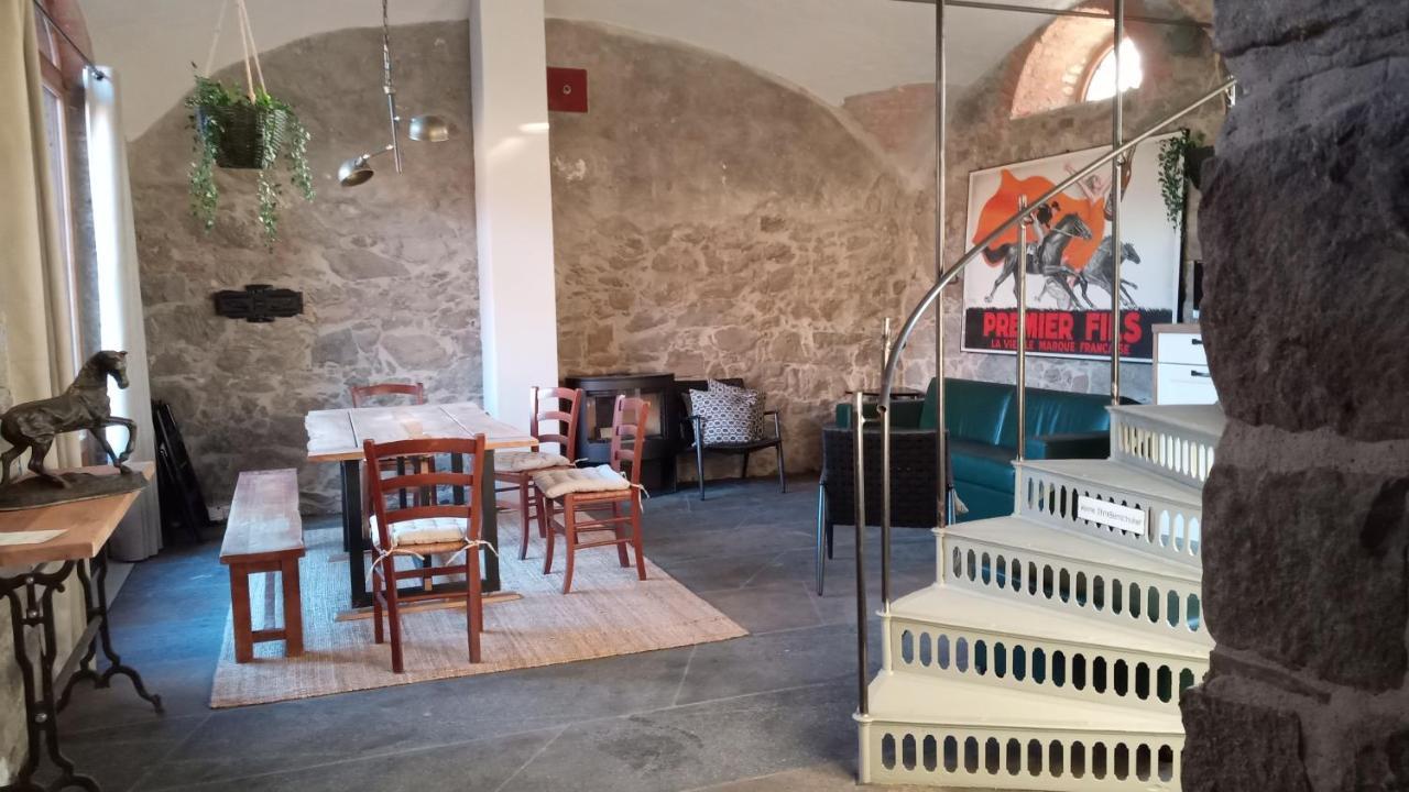 Historisches Rittergut Hexenburgbeidresden Nahe Sachsische Schweiz, Dresden - Mit Badeteich Appartement Großharthau Buitenkant foto