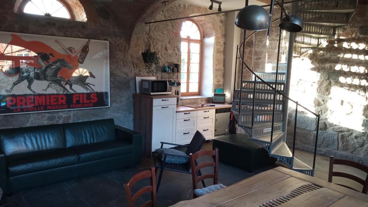 Historisches Rittergut Hexenburgbeidresden Nahe Sachsische Schweiz, Dresden - Mit Badeteich Appartement Großharthau Buitenkant foto